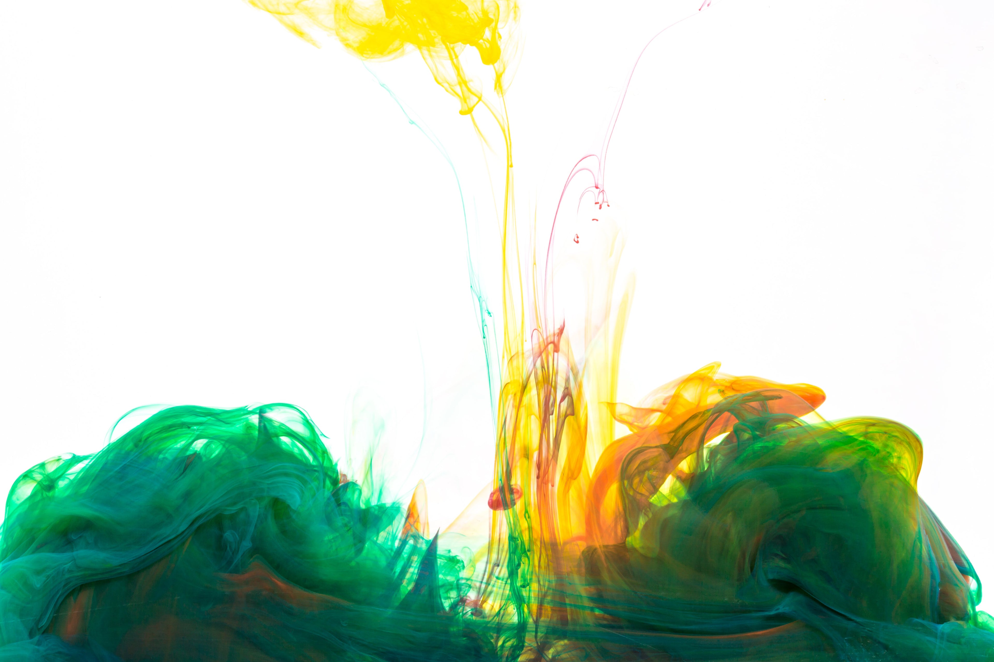 green-ink-with-yellow-and-orange-drop
